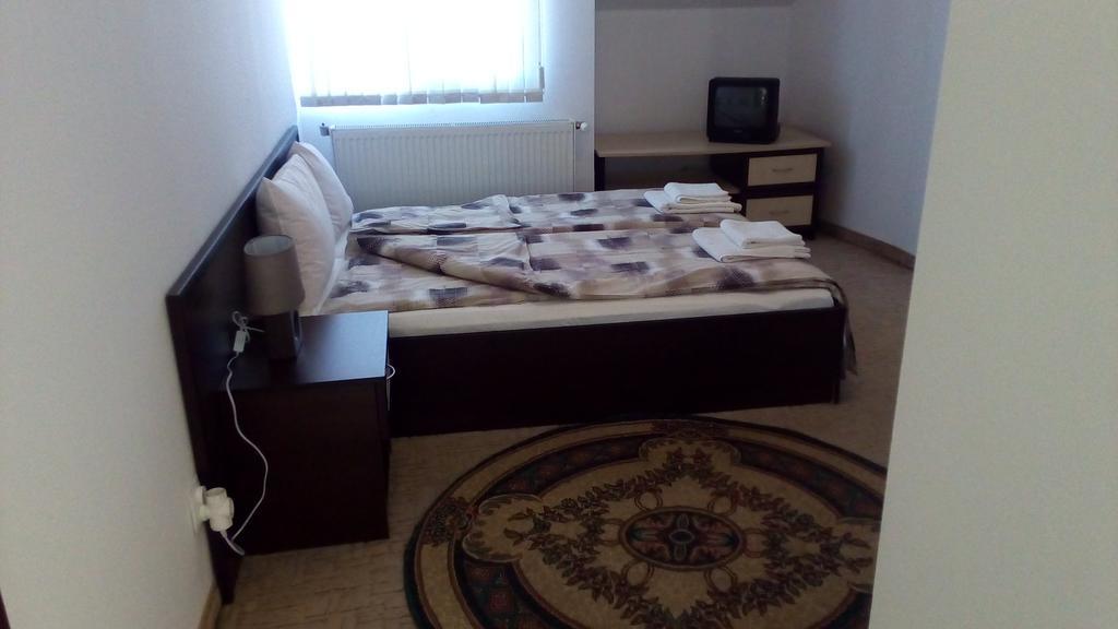 Hotel Riskyoff Банско Экстерьер фото