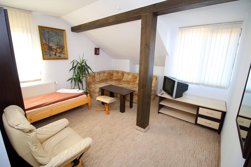 Hotel Riskyoff Банско Экстерьер фото