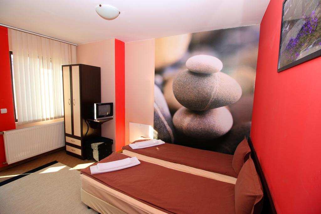 Hotel Riskyoff Банско Экстерьер фото